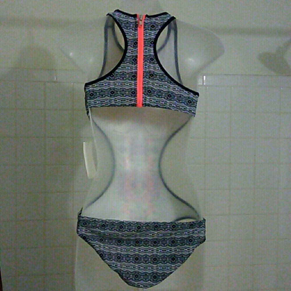 😍 Swimsuit - Picture 5 of 5
